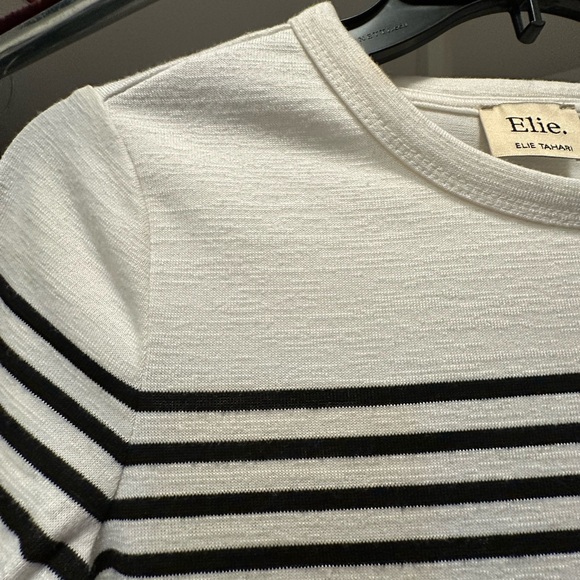 Elie Tahari Cream Textured Top - Picture 5 of 7